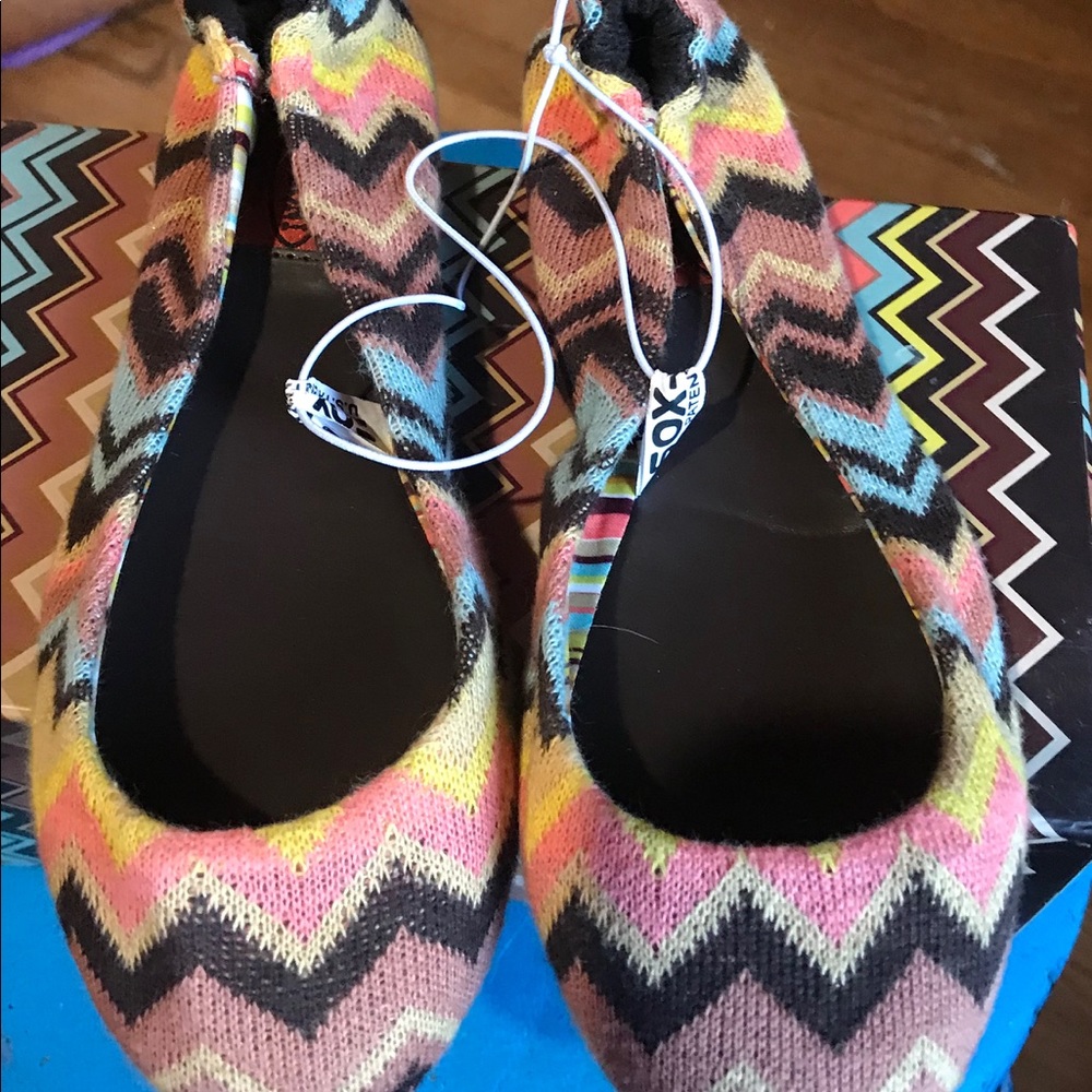 Girls ballet flats